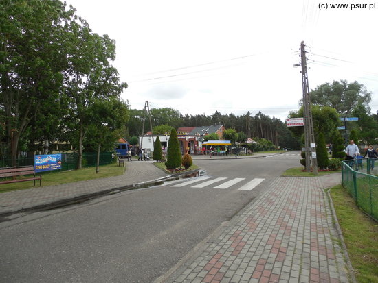 Skrzyżowanie w centrum Pustkowa