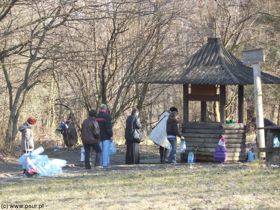 Kolejka do studni św. Świerada