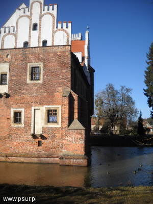 Zamek nad wodą